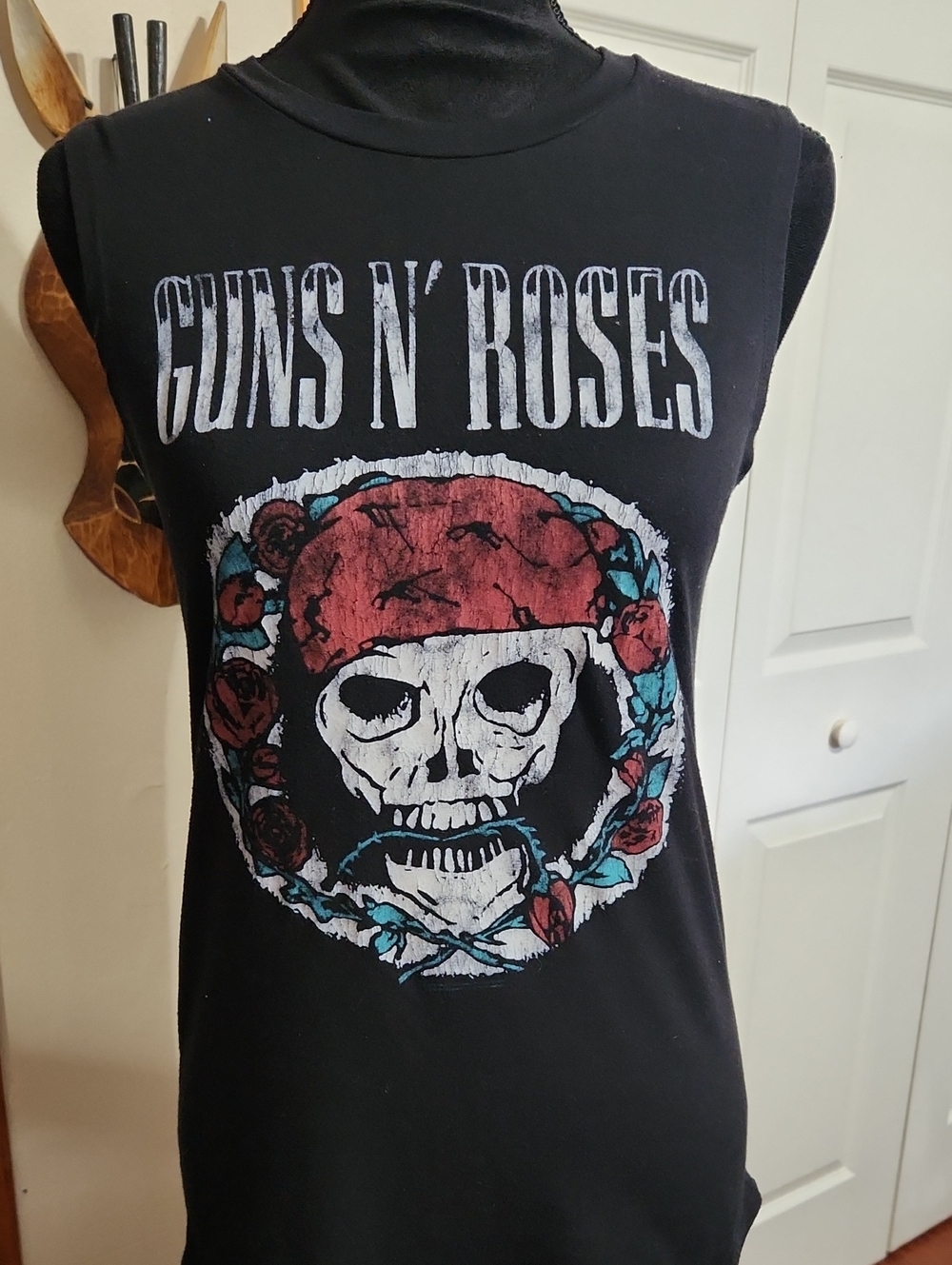 Guns N' Roses Black Graphic Skull Tank Top - Women's Rock Tee